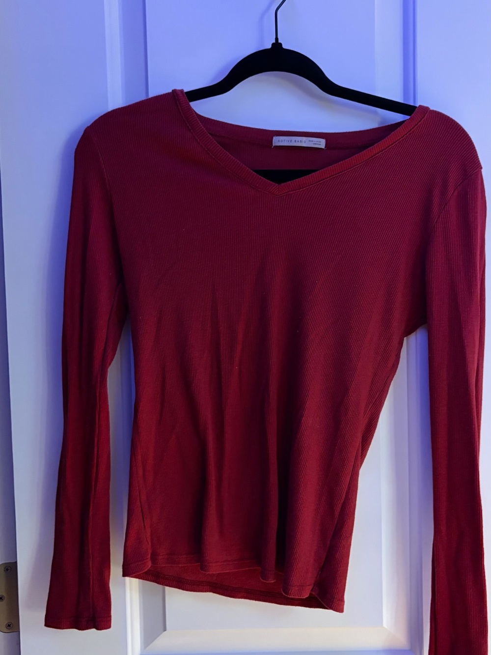 Active Basic Women's Long Sleeve V-Neck Top - Red maroon never worn no tag